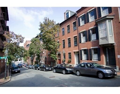 Foto del edificio - 90 Myrtle St