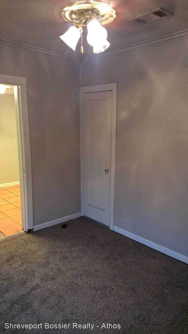 Building Photo - 3 br, 2 bath House - 2620 Emery St