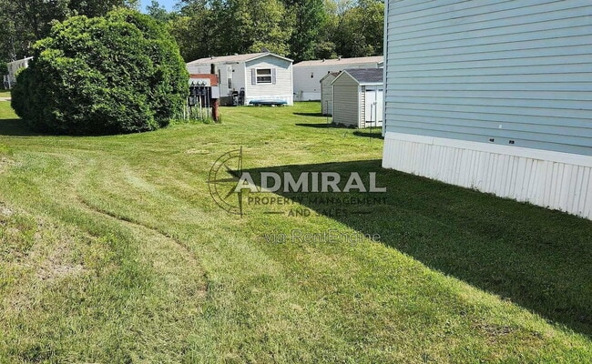 Building Photo - 7 Otis Ln