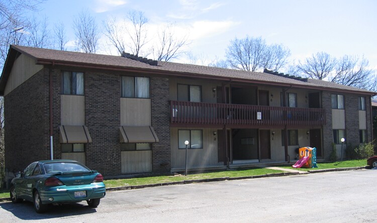 Primary Photo - 320 W H St