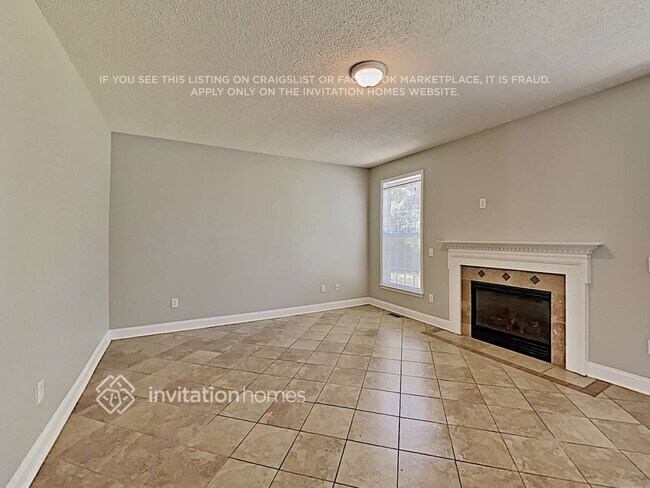 Foto del edificio - 834 Highlander Ct