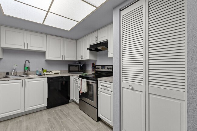 Foto del edificio - 3709 Greenery Ct
