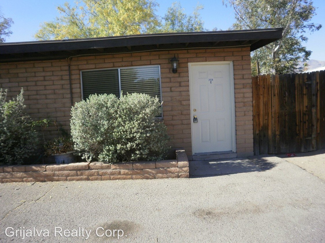 Foto principal - 2838 N Sparkman Blvd