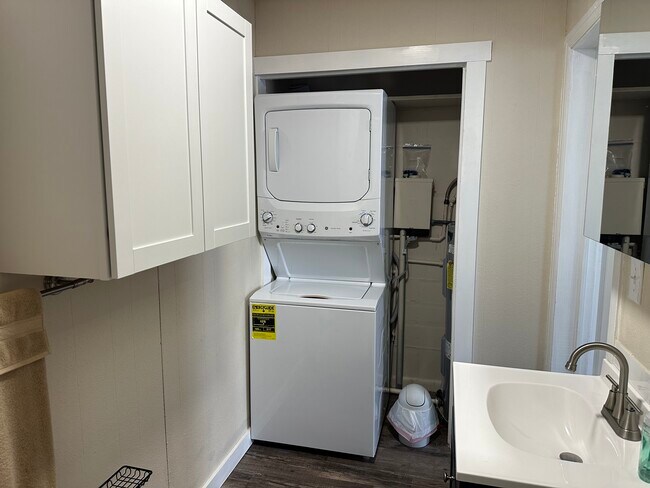 Foto del edificio - 6574 FM 765