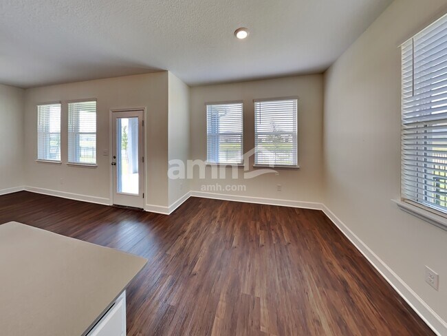 Foto del edificio - 33860 Night Lily Dr