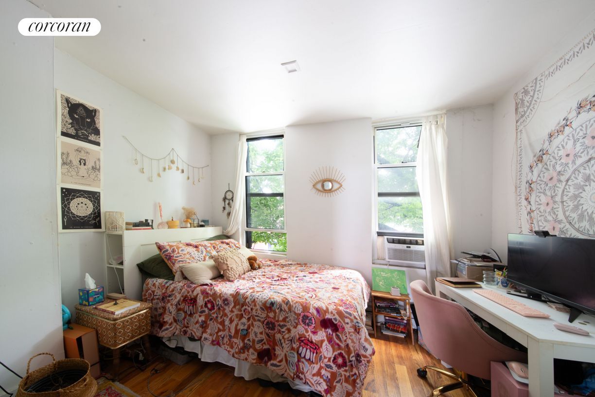 Foto principal - 277 Starr St