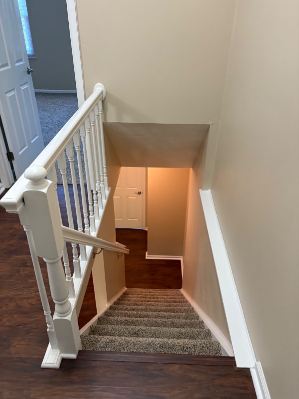 Building Photo - 802 Lexington Dr