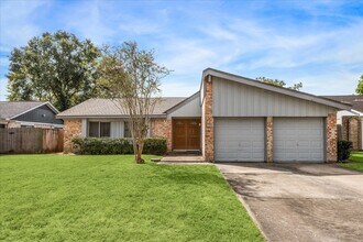 Building Photo - 16306 Parksley Dr