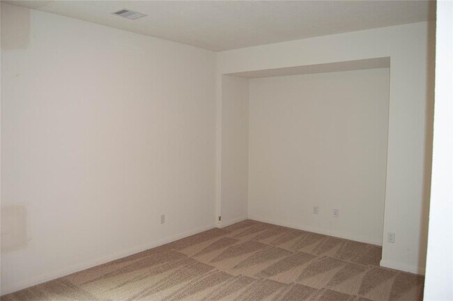 Foto del edificio - 7227 Bakersfield Ct