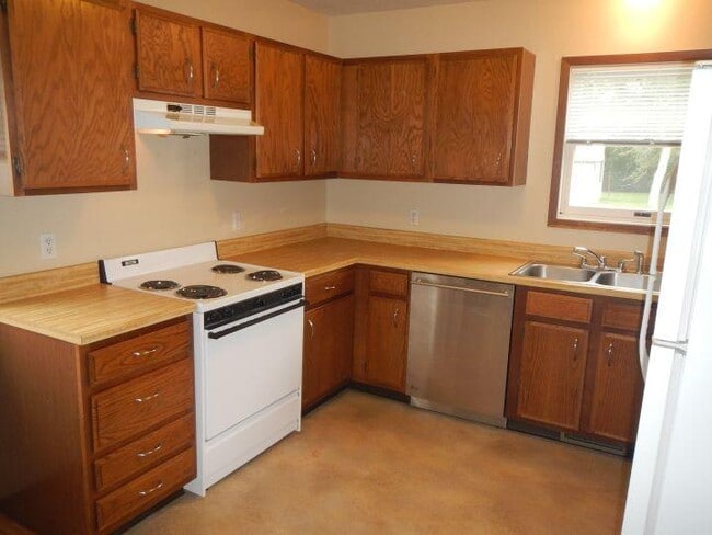 Building Photo - 2 bedroom in Billings MT 59102