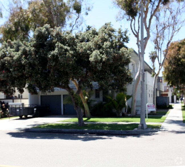 Primary Photo - 225 16th St