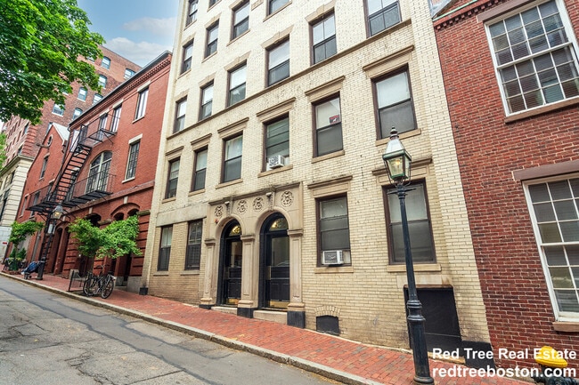 Building Photo - 44A Joy St. Unit 4