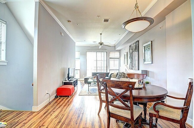 Building Photo - 100 McGowen St