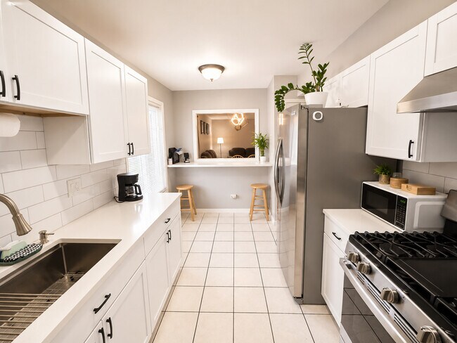 Foto del edificio - 2474 Brunswick Cir
