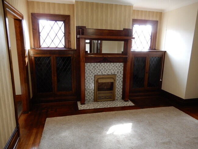 Foto del edificio - 143 S Euclid Ave