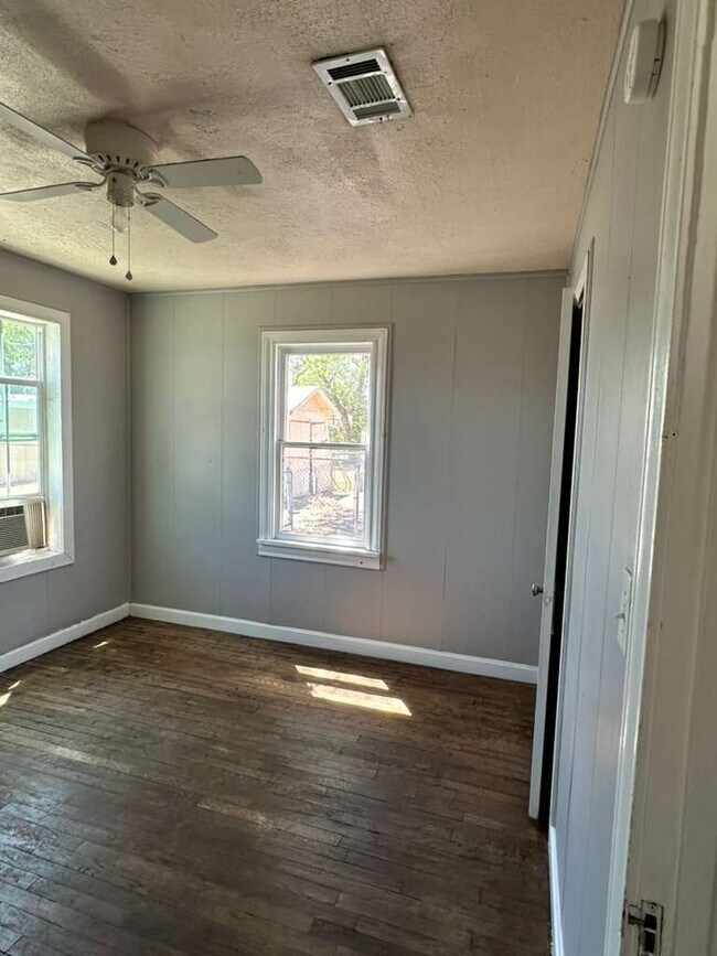 Foto del edificio - 829 S Lipscomb St