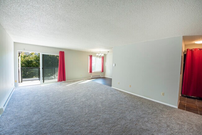 Foto del edificio - 2562 Thorndyke Ave W