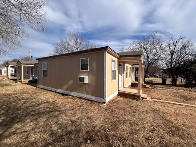 Foto del edificio - 1315 SW E Ave