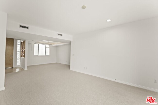 Foto del edificio - 171 N Church Ln