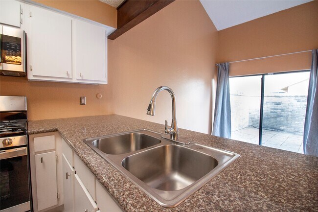 Foto del edificio - 3162 Windchase Blvd