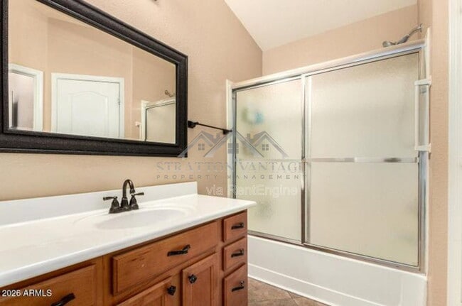 Building Photo - 41793 W Sunland Dr