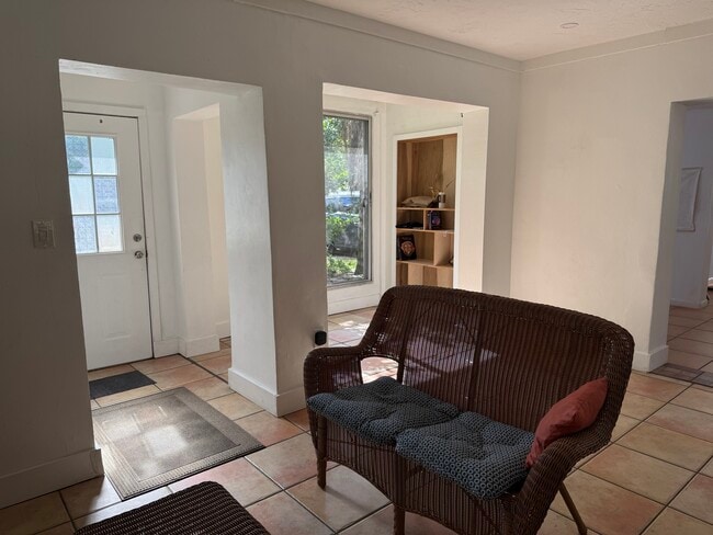 Building Photo - 451 NE 134th St