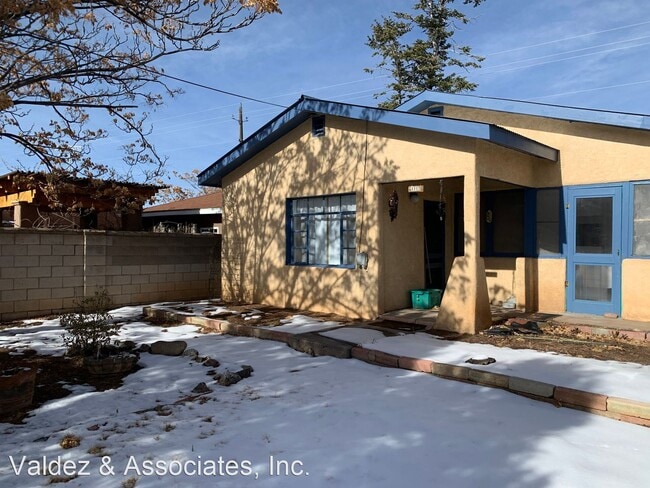 Building Photo - 2 br, 1 bath House - 1117 Don Juan