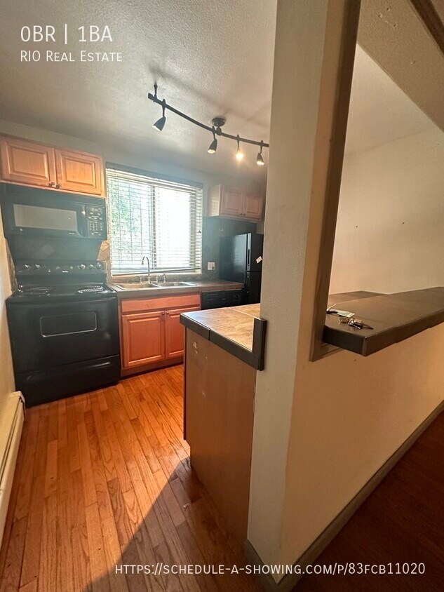 Foto del edificio - 1685 N Colorado Blvd