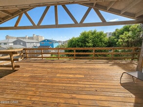Building Photo - 6009 Sunset Ave