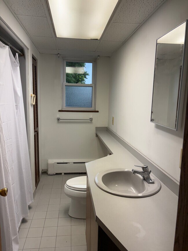 Foto del edificio - 2853R Bedford St