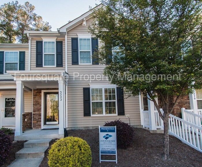 Foto principal - Room in Townhome on Ivy Wood Ln