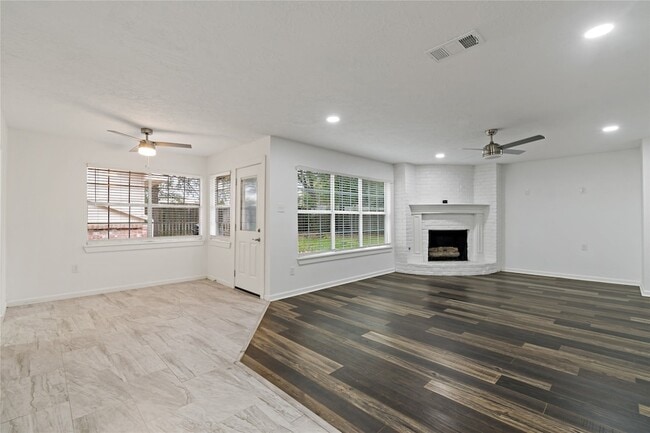 Building Photo - 5303 Lookout Mountain Dr