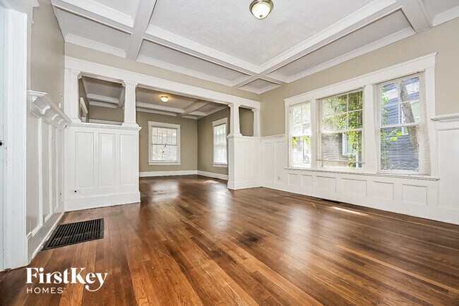Foto del edificio - 603 Willard Ave SW