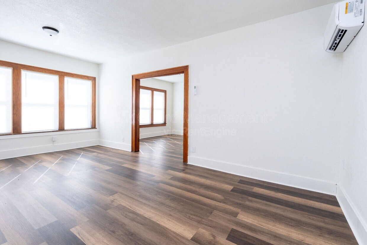 Foto principal - 423 N Emporia Ave