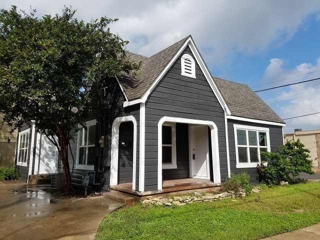 Photo - 3812 Old College Rd (Bryan, TX)
