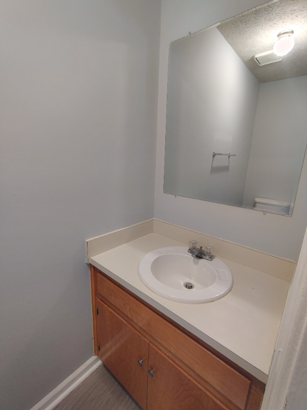 Building Photo - 16 Duiguid Dr