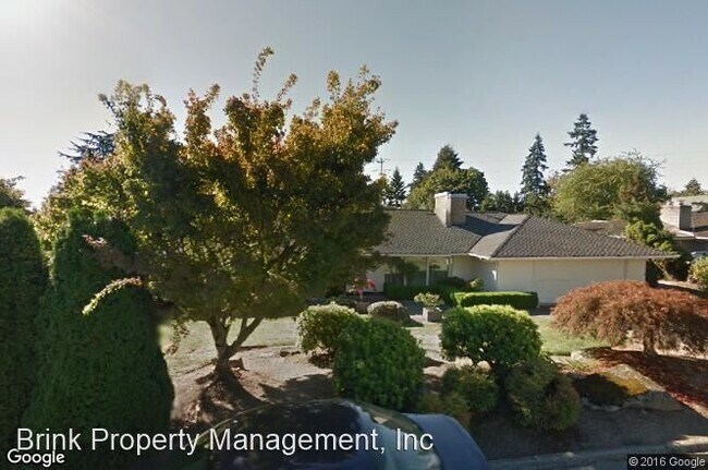 Foto del edificio - 3 br, 2 bath House - 9695 Evergreen Drive