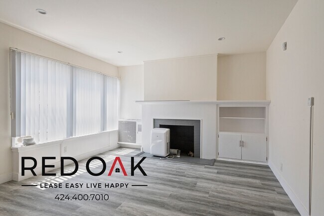 Building Photo - 1627 Normandie Ave