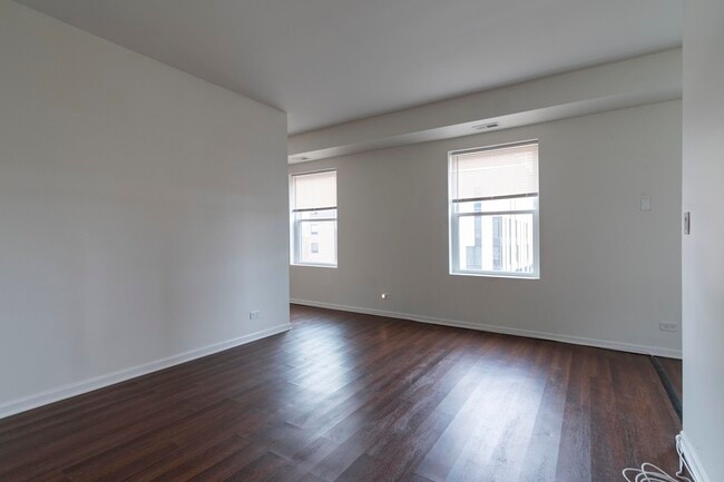 Building Photo - 3751 N Halsted St