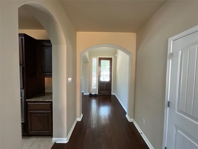 Building Photo - 2807 Prosperity