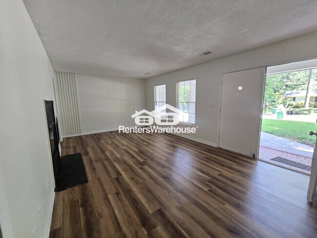Foto del edificio - 4959 Demere Ct