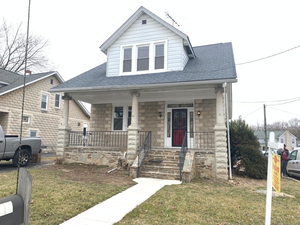 Primary Photo - 4642 Ridge Rd