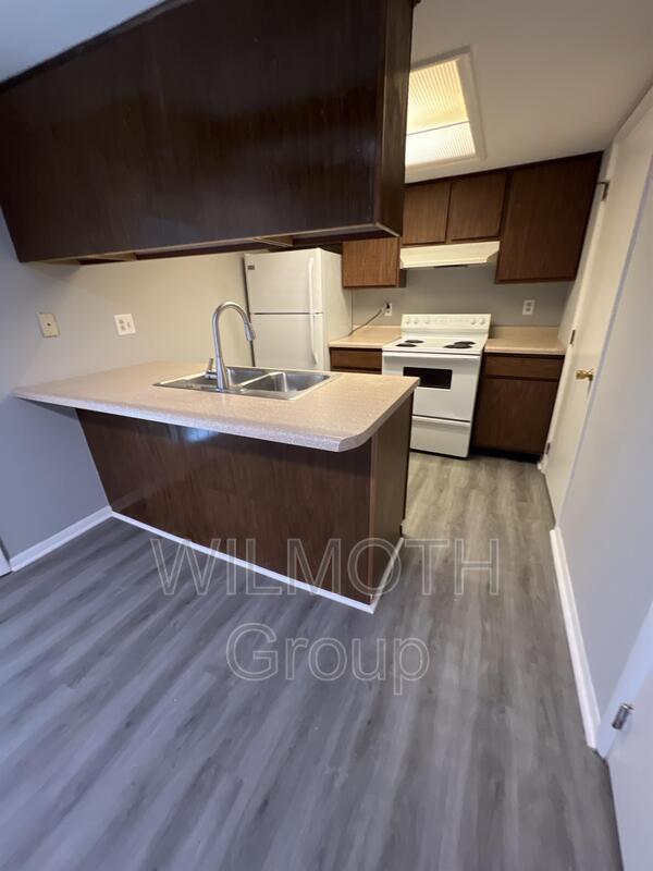 Building Photo - 3119 Wedgewood Ct