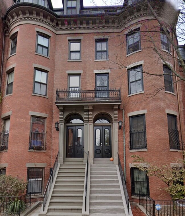Building Photo - 35 E Concord St