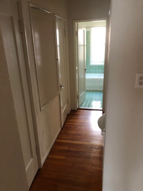Foto del edificio - 644 S Cloverdale Ave
