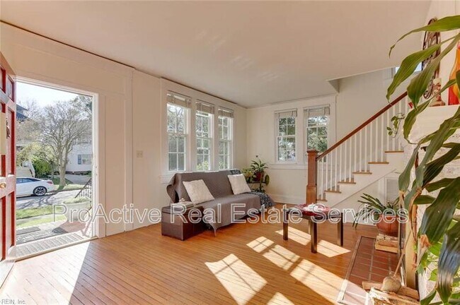 Foto del edificio - 1146 Rockbridge Ave