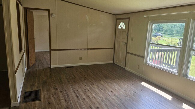 Foto del edificio - 2802 Forge Hill Rd