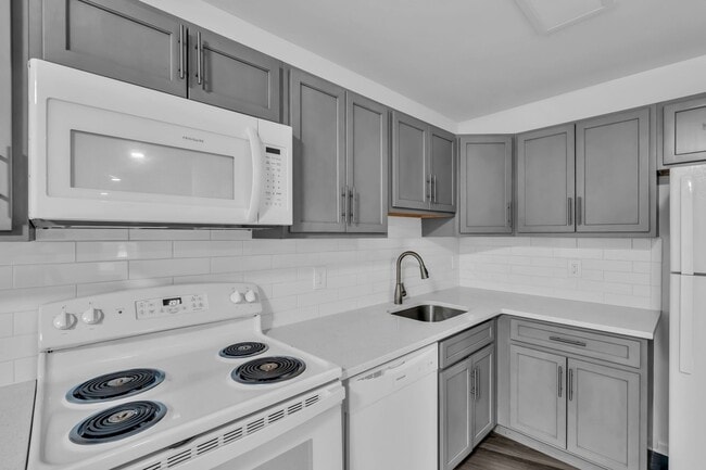 Interior Photo - Riverside Apartments