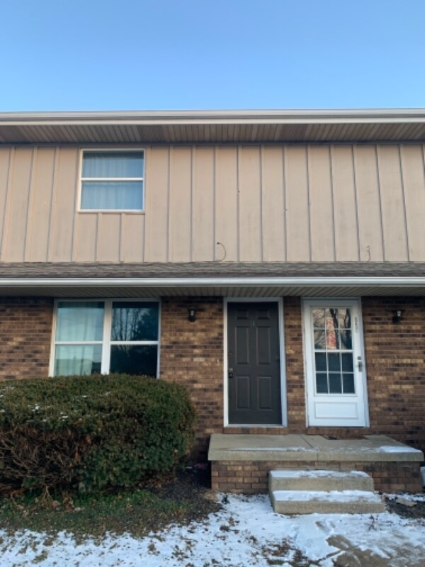 Primary Photo - 218 Dutch Ln