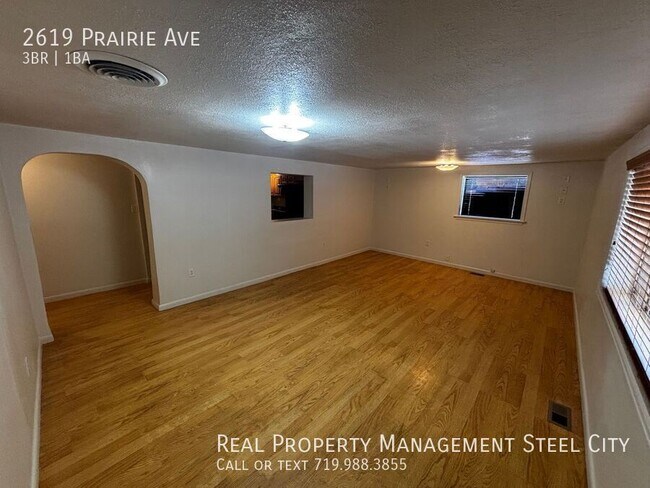 Foto del edificio - 2619 S Prairie Ave